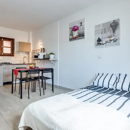 2 Modern Flats Near Playa San Blas Appartamento San Miguel de Abona