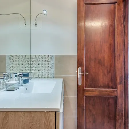 2 Modern Flats Near Playa San Blas Appartamento *