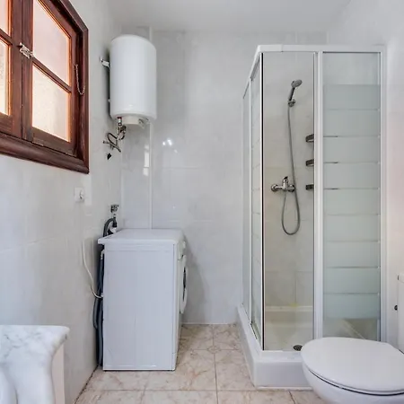 Appartamento 2 Modern Flats Near Playa San Blas *