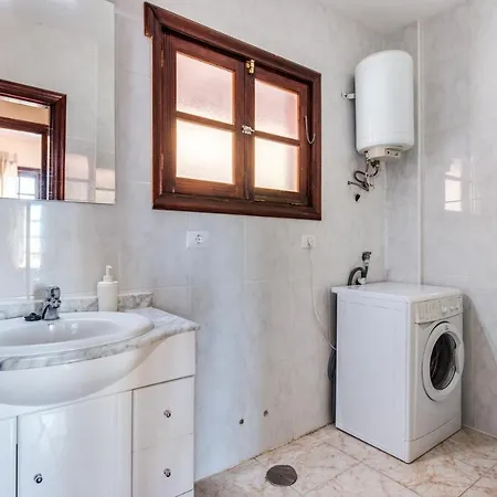 2 Modern Flats Near Playa San Blas Appartamento